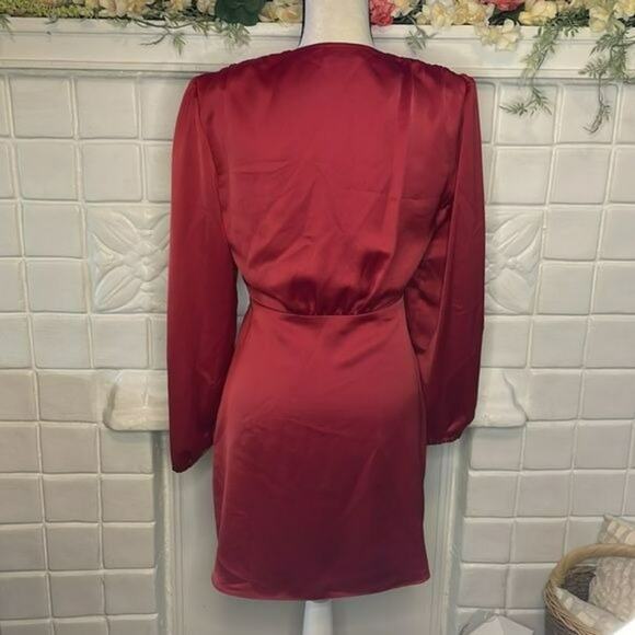 Sandro Paris Long Sleeve V Neck Satin Mini Dress Size 4 Date Night Valentines - Picture 5 of 10